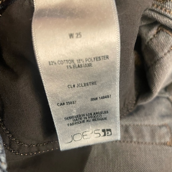 Joe’s Sz: 25” Blue Jeans Ankle Cropped - Picture 3 of 6